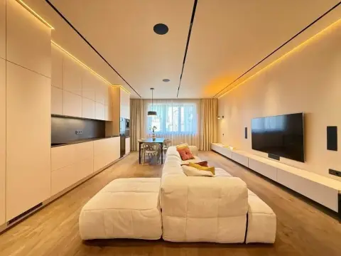 sale apartment Kyiv Obolonskyi Obolon Obolonska Naberezhna 3