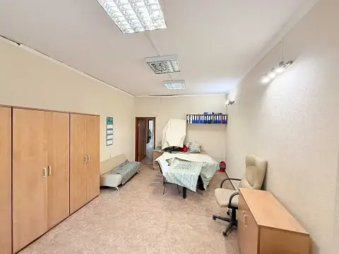 продаж квартири Київ Голосіївський р-н  Антоновича вул. 72
