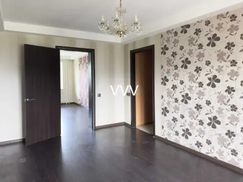 продаж квартири Київ Дніпровський р-н Березняки Івана Миколайчука вул.