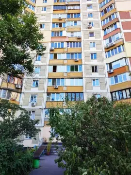 sale apartment Kyiv Desnianskyi Troyeschina Volodymyra Vysotskoho Boulevard 11