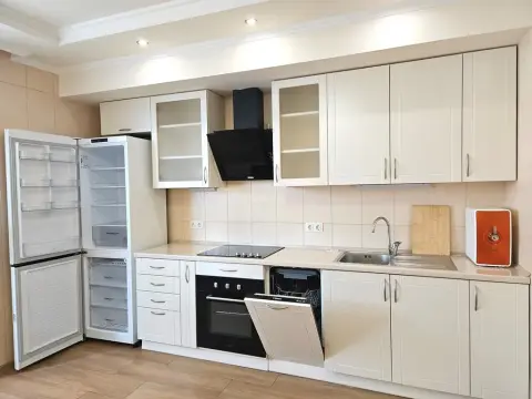 продажа квартиры Киев Голосеевский р-н Демиевка Демеевская ул. 16