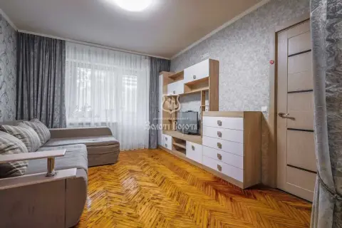 продажа квартиры Киев Деснянский р-н Лесной массив Космонавта Волкова ул. 14