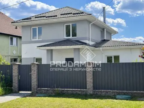 продажа дома Старі Петрівці   Промышленная ул.