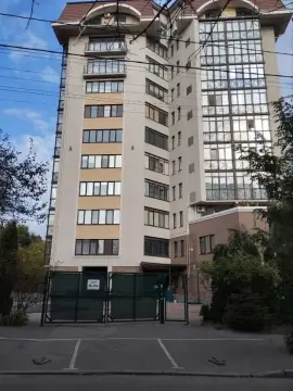 продаж квартири Київ Шевченківський р-н Лук’янівка Нагірна вул. 15