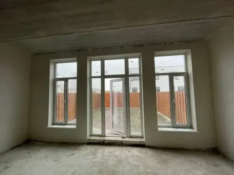 продажа дома Киев Дарницкий р-н Осокорки Центральная ул.