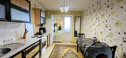 продаж квартири Кам’янське Дніпровський р-н  Харківська вул. 63