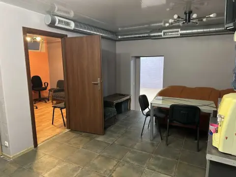 rent retail Kyiv Solomianskyi Chokolivka Yerevanska Street 12