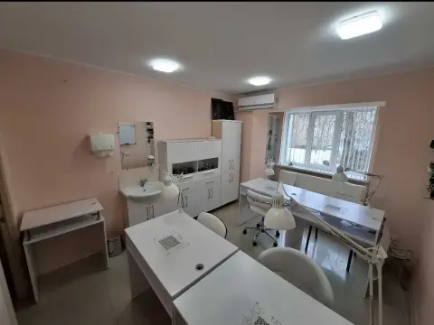 sale office Chernihiv Desniansky  Vasylia Tarnovskoho Street 12