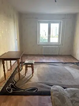 продаж квартири Київ Голосіївський р-н Голосіїв Михайла Дерегуса вул.