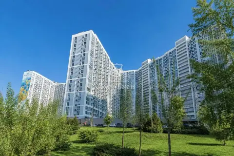 продаж квартири Київ Дарницький р-н Харківський масив Ревуцького вул.