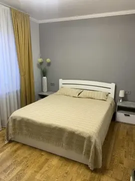 rent apartment Kyiv Podilskyi Vynohradar Yevropeiskoho Soiuzu Avenue