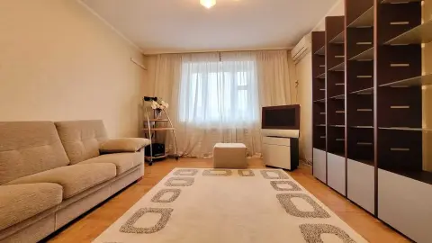 продаж квартири Київ Дарницький р-н Позняки Анни Ахматової вул. 3