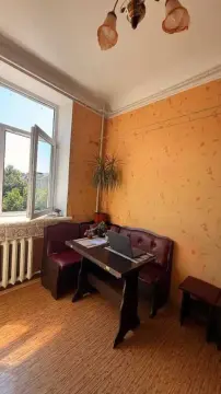 продаж квартири Дніпро Центральний р-н  Вокзальна вул.