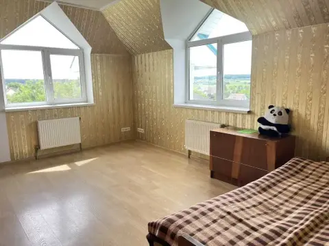 продажа квартиры Бобриця   Казацкая ул.