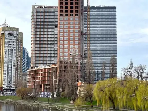 sale apartment Kyiv Dniprovskyi  Yevhena Sverstiuka Street