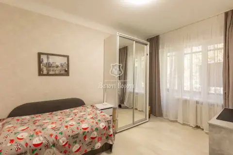 sale apartment Kyiv Holosiivskyi Holosiiv Nauky Avenue 78