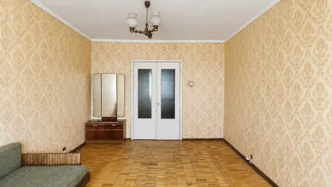 продаж квартири Київ Деснянський р-н Троєщина Володимира Висоцького бульв. 4