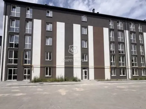продаж квартири Святопетрівське   Богдана Хмельницького вул.
