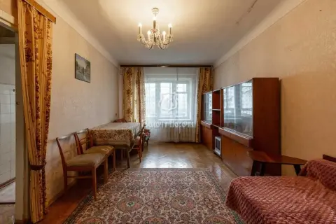 продажа квартиры Киев Днепровский р-н Соцгород Строителей ул. 12