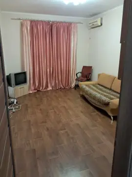 rent apartment Kyiv Darnytskyi Kharkivskyi-masyv Revutskoho Street