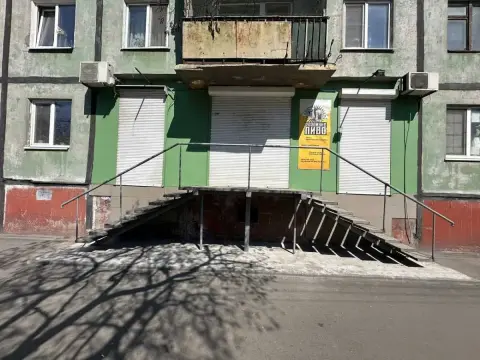 sale retail Dnipro Industrialnyi  Bohdana Khmelnytskoho Street