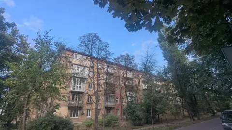 продаж квартири Київ Святошинський р-н Борщагівка Узинська вул.