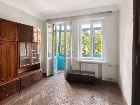 продаж квартири Київ Печерський р-н Нижній Печерськ Миколи Міхновського бульв. 24/2