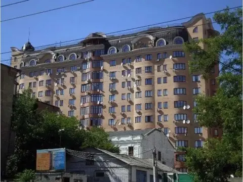 продажа квартиры Киев Голосеевский р-н Новая Застройка Жилянская ул.