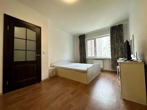 rent apartment Kyiv Darnytskyi Osokorky Borysa Hmyri Street 16