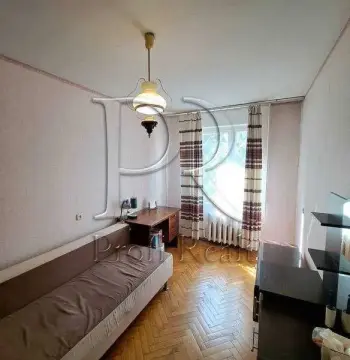 продаж квартири Київ Дніпровський р-н  Дарницький бульв. 7