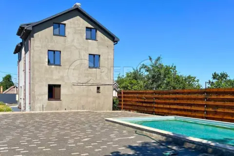 продаж будинку Кривий Ріг Центрально-Міський р-н  Крутогірна вул.