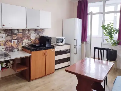 продаж квартири Київ Дарницький р-н  Світла вул. 3д