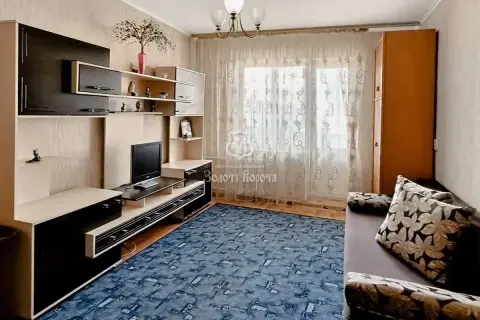 sale apartment Kyiv Desnianskyi Troyeschina Myloslavska Street 31б