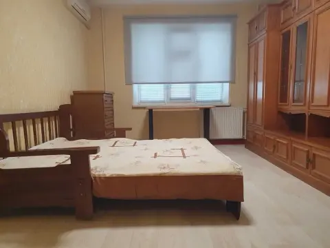 продаж квартири Київ Голосіївський р-н Теремки Теремківська вул. 3