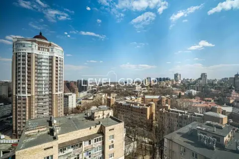 sale apartment Kyiv Shevchenkivskyi  Mykoly Pymonenka Street 19