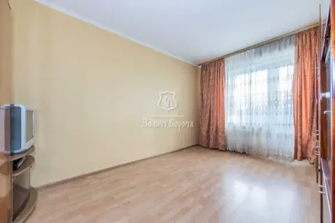 sale apartment Kyiv Dniprovskyi  Raiduzhna Street 13в