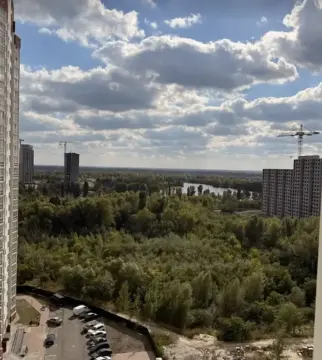 sale apartment Kyiv Darnytskyi Osokorky Borysa Hmyri Street