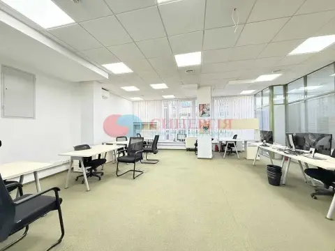 rent office Kyiv Podilskyi Podil Verkhnii Val Street