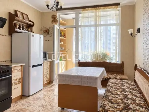 sale apartment Kyiv Holosiivskyi Teremky Akademika Hlushkova Avenue