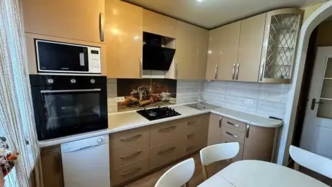 Продажа 3-комнатной квартиры 66.4 кв. м, Максима Железняка ул. (Невского)  Черкассы — фото 3