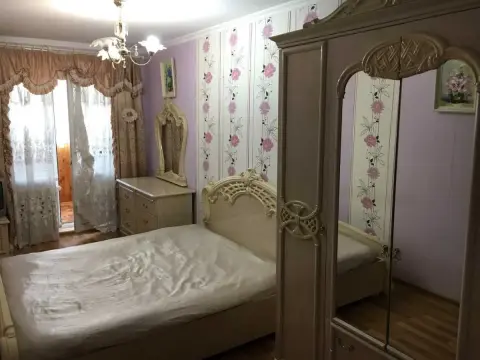 rent apartment Kyiv Sviatoshynskyi Borshchahivka Akademika Korolova Avenue 12г